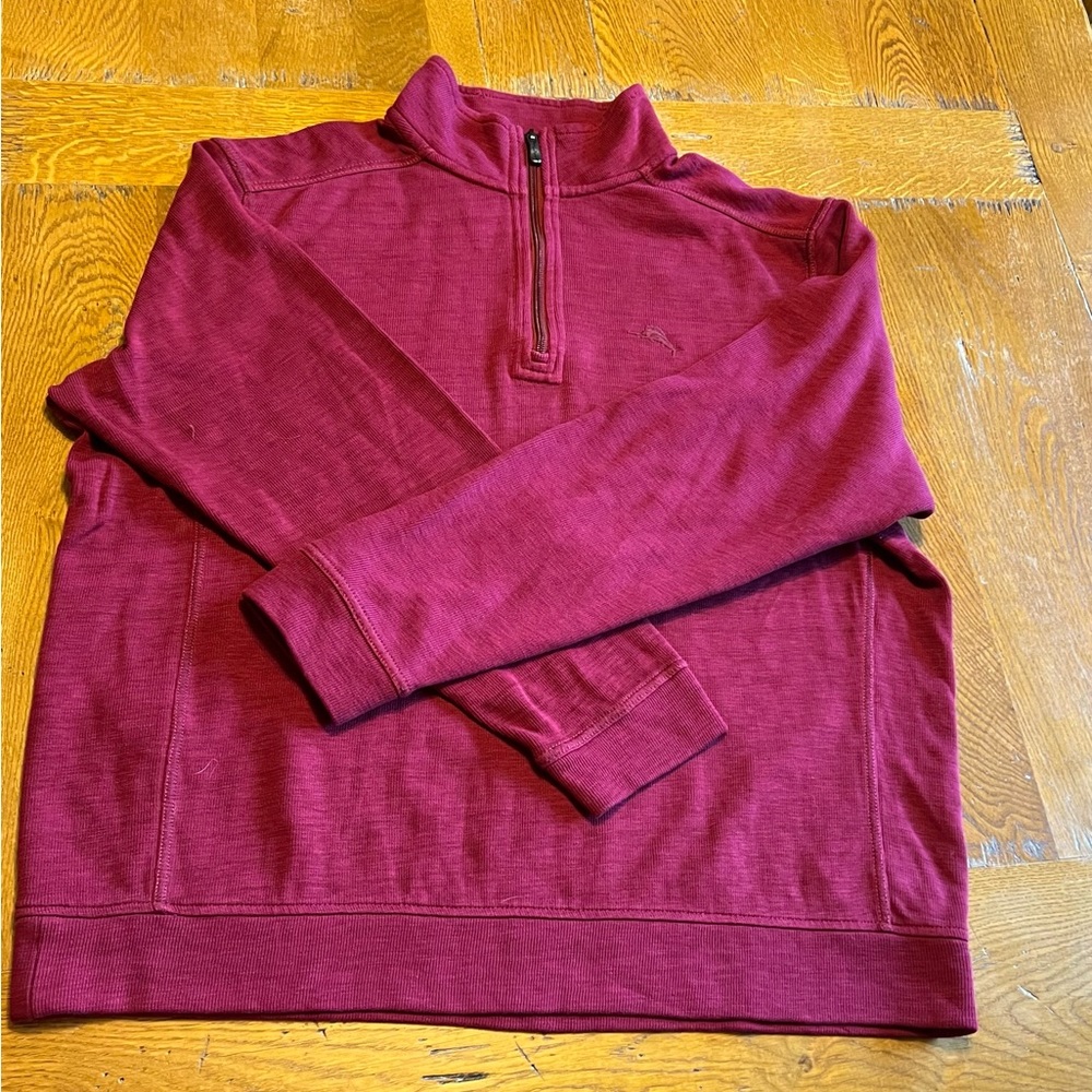 NWOT Tommy Bahama men’s M red/maroon textured 1/4 zip, Smokefree home